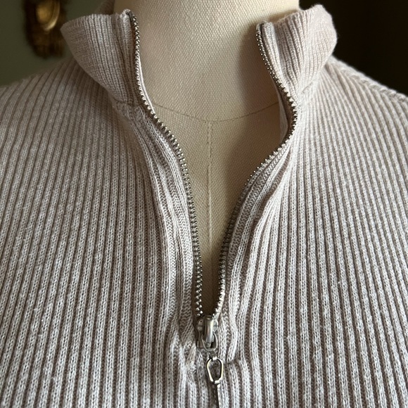 Zara - Picture 4 of 6